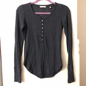 Abercrombie & fitch long sleeves